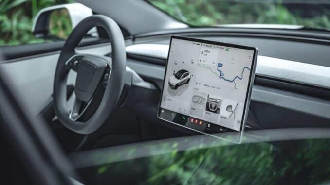 New Step in Mobile Key Technology from Tesla - AutonoumNews